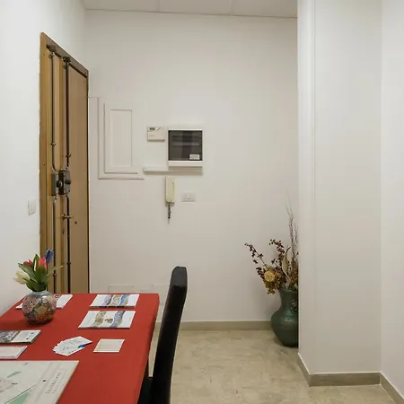 Alojamento de Acomodação e Pequeno-almoço Il Tacco Dello Stivale Lecce